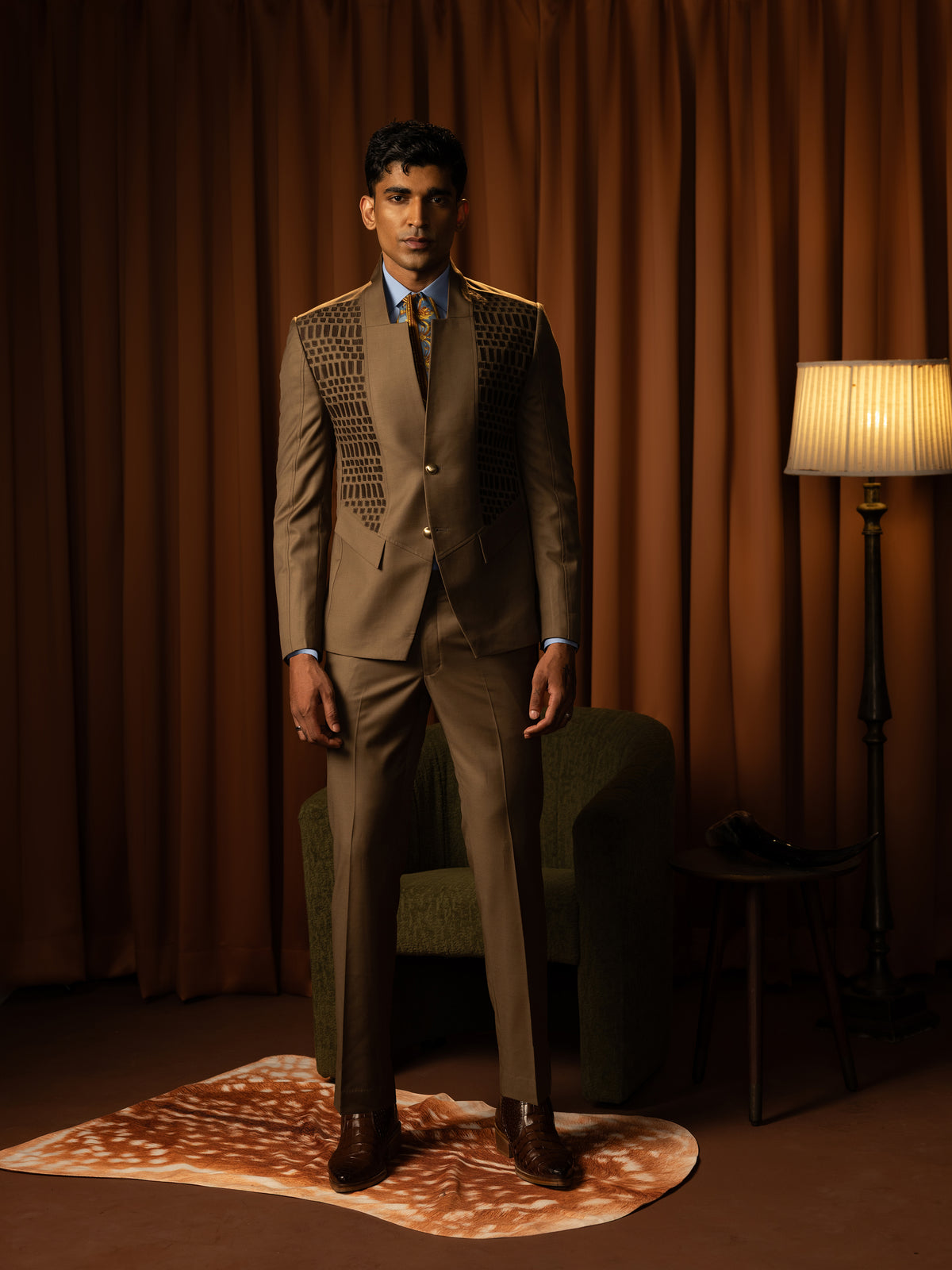 The Edifice Suit